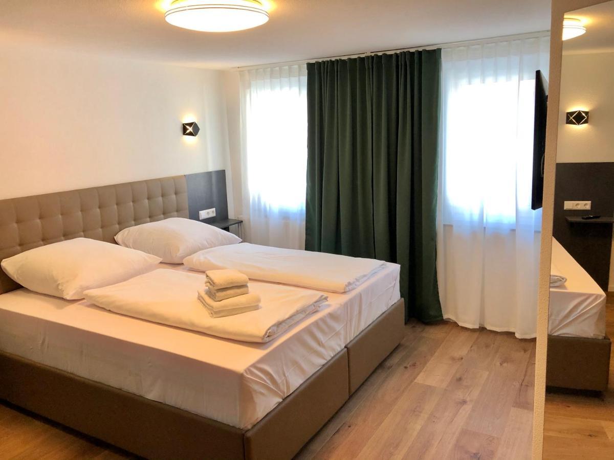 City Apartments, Outlet 100 Meter Metzingen  Kültér fotó