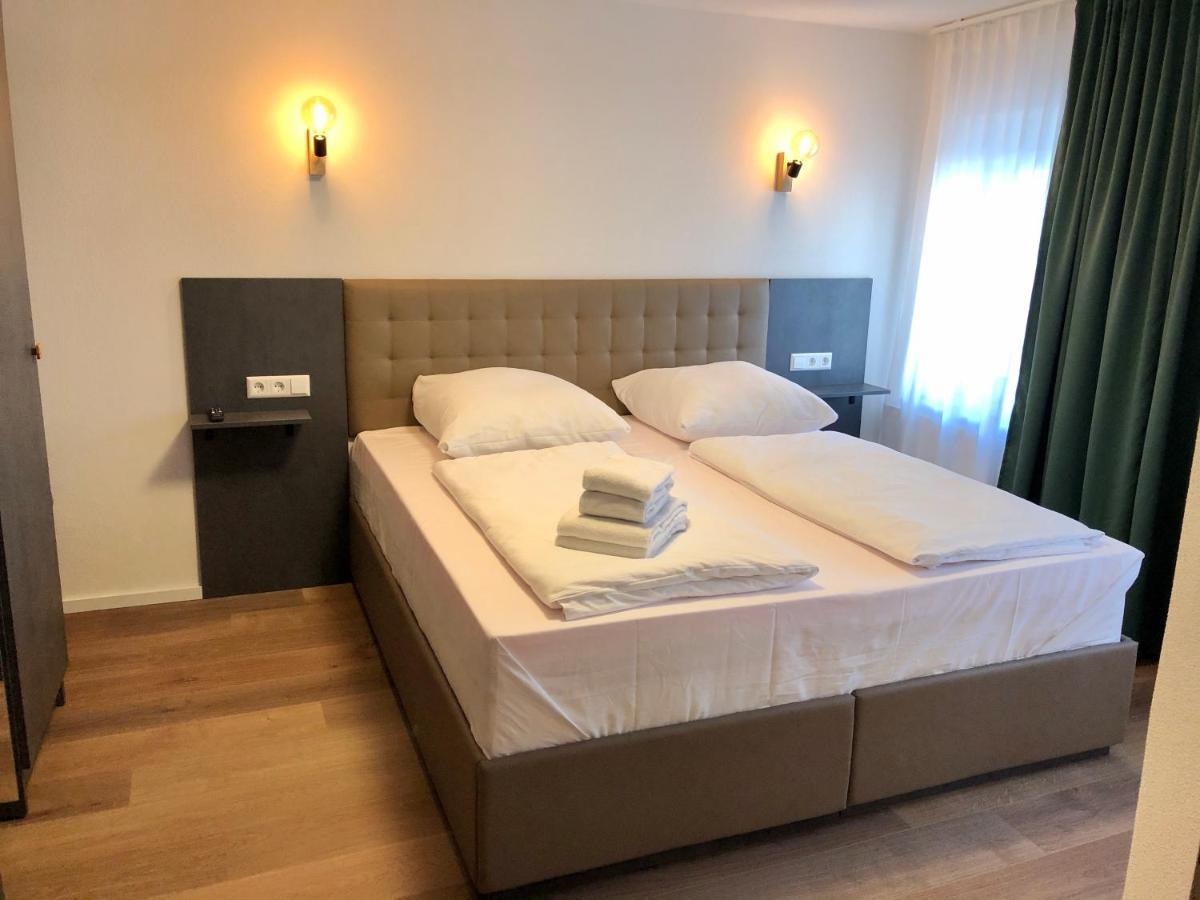 City Apartments, Outlet 100 Meter Metzingen  Kültér fotó